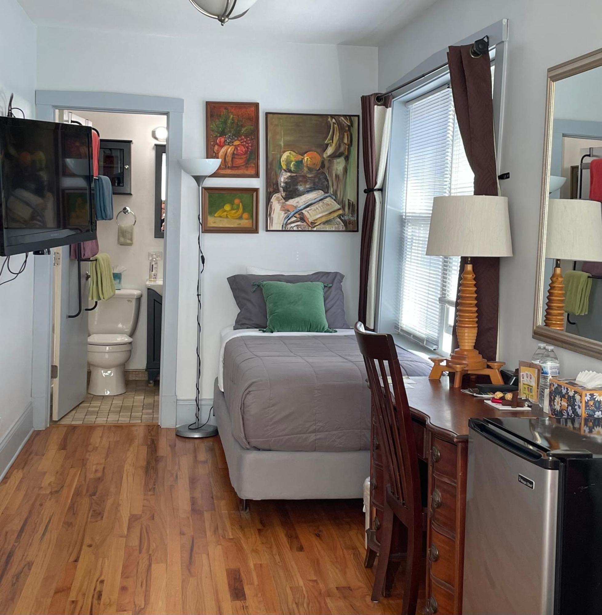 Ray'S Bucktown Bed And Breakfast Chicago Exterior photo